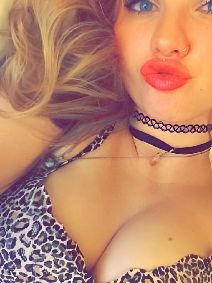 Индивидуалка Ася, доступна для личного знакомства от 10000 руб