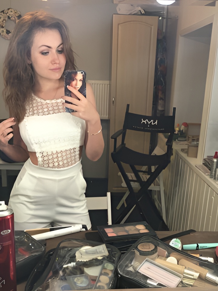 Индира привлекательная девушка из Новодвинска цена от 10000 руб