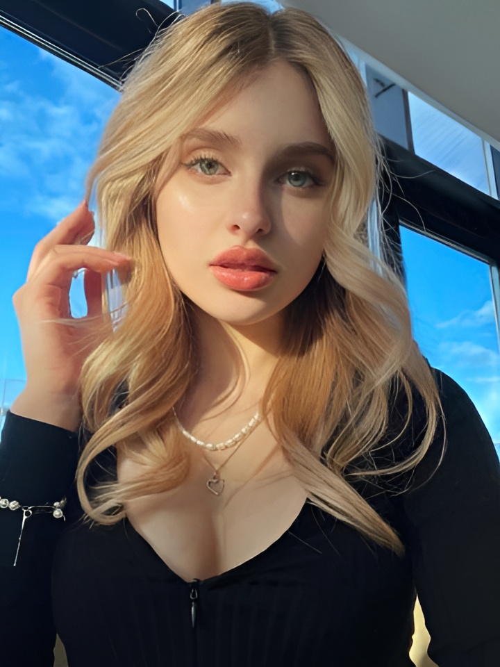 Ника привлекательная девушка из Новодвинска цена от 5000 руб