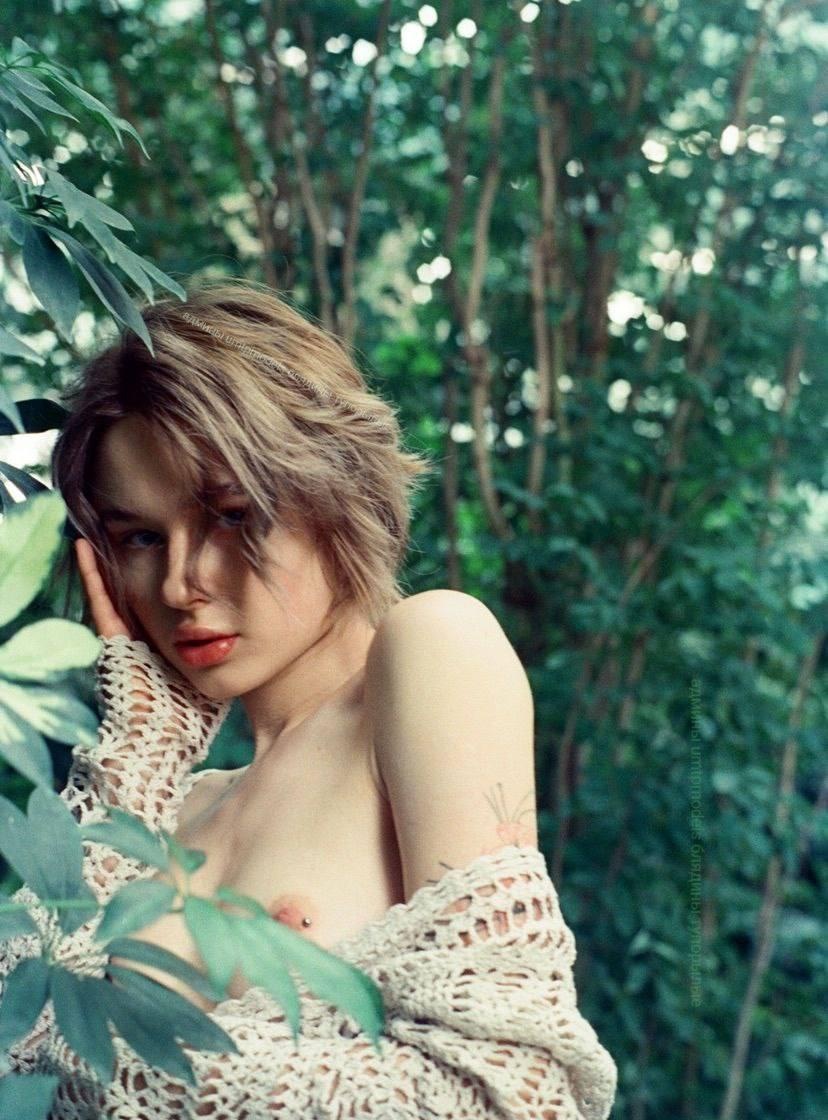 Алина привлекательная девушка из Новодвинска цена от 7000 руб