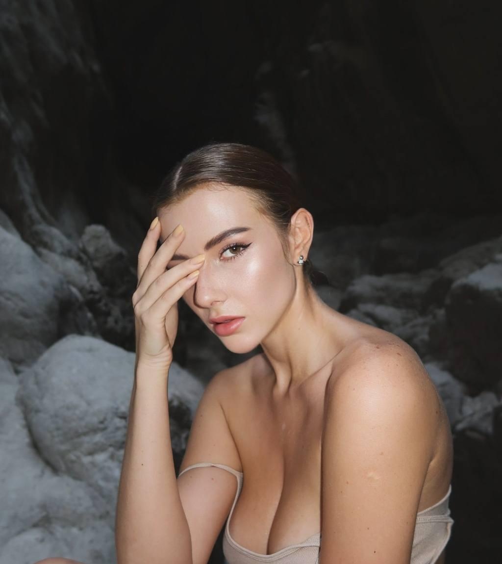 Янка привлекательная девушка из Новодвинска цена от 7000 руб