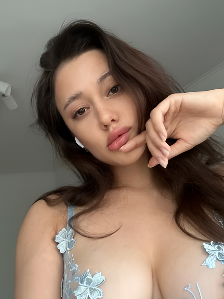 Индивидуалка Сабина, доступна для личного знакомства от 2500 руб