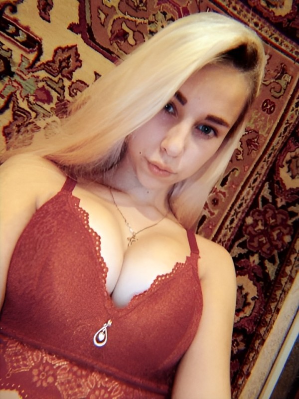 Адель из Новодвинска